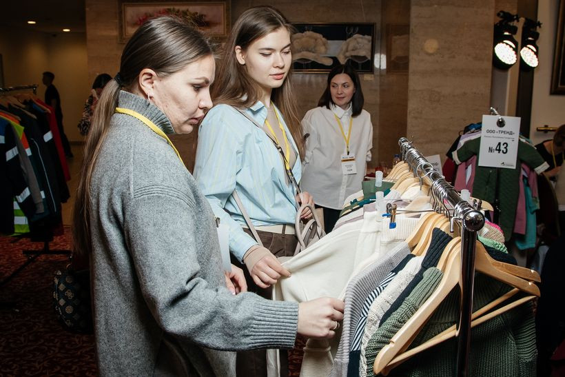 Новые рекорды BEE-TOGETHER.ru: более 210 экспонентов, около 1500 посетителей