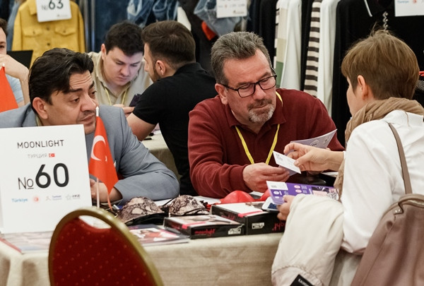 Турецкие фабрики одежды и текстиля соберутся в Москве на BEE-TOGETHER.ru